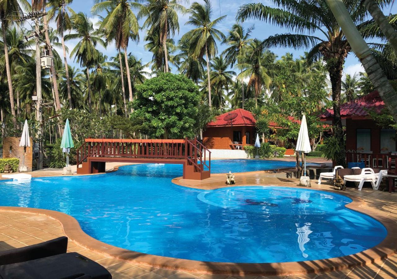 Ban Krut Resort Exterior photo